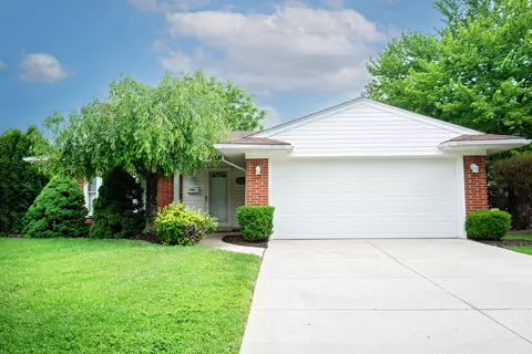 2756 Canterbury St, Trenton, MI 48183