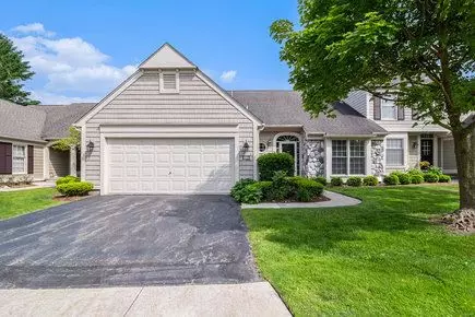 840 Edgemont Run #123, Bloomfield Hills, MI 48304