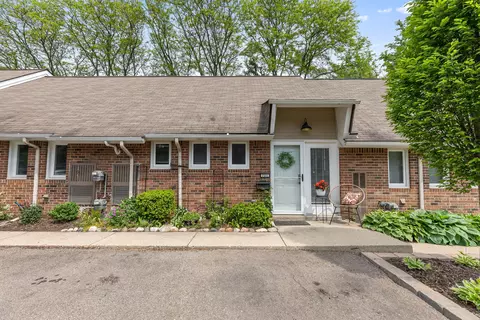 721 Deer St, Plymouth, MI 48170