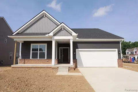 2778 Silo Dr, Saline, MI 48176