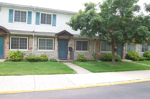 16529 Terrace Village Dr, Taylor, MI 48180