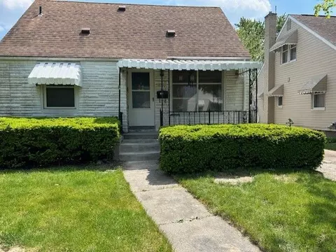 8150 Standard, Center Line, MI 48015