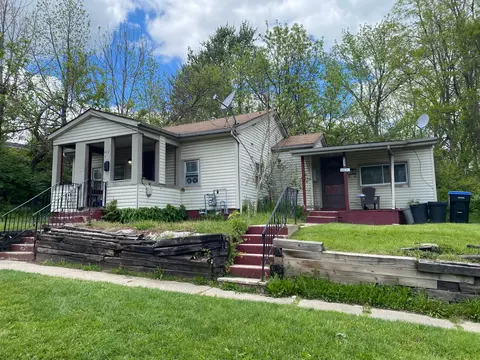 832 Franklin St, Ypsilanti, MI 48197