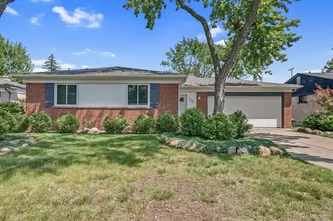 14196 Susanna St, Livonia, MI 48154