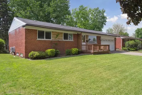 43455 Fortner Dr, Sterling Heights, MI 48313