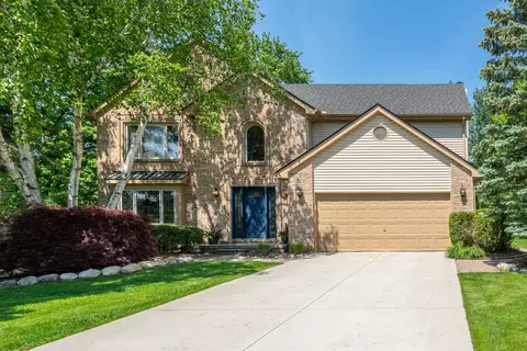 3508 Kossuth Rd, Orion, MI 48360