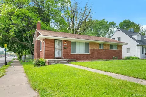 13905 Longacre St, Detroit, MI 48227