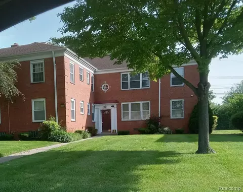 21301 E Kingsville St N #208, Harper Woods, MI 48225