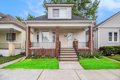 2672 Zinow St, Hamtramck, MI 48212
