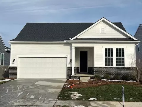4738 Warbler Ln, Milford, MI 48381
