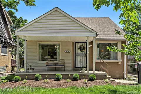 4126 Three Mile Dr, Detroit, MI 48224