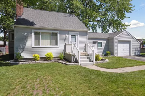 5651 Pelham St, Dearborn Heights, MI 48125