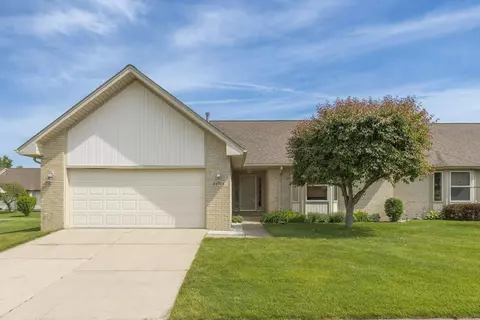34901 Meadowlark Ln, Richmond, MI 48062