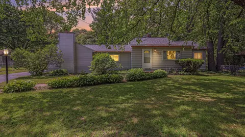 772 Merritt Ave, Orion, MI 48362