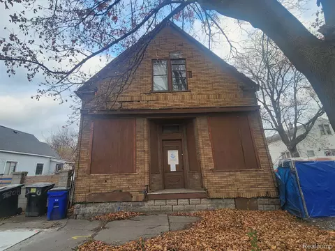 3196 Lockwood St, Detroit, MI 48210