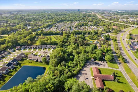 000 Shimmons Rd, Auburn Hills, MI 48326