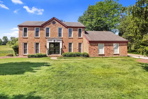 5387 Tequesta Dr, West Bloomfield, MI 48323