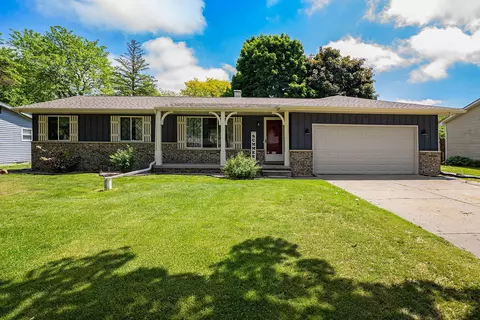 6101 Coventry Dr, Mundy, MI 48473