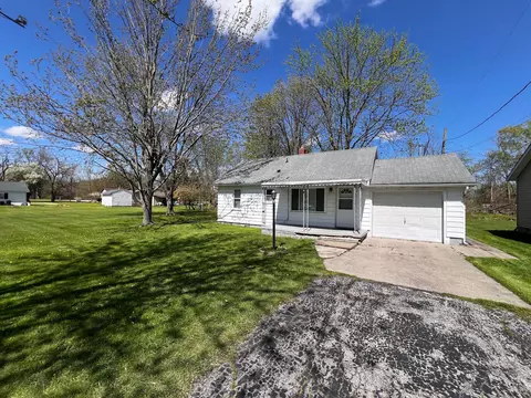 2110 Marchon Dr, Port Huron, MI 48060