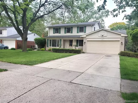 30190 Westbrook Pkwy, Southfield, MI 48076