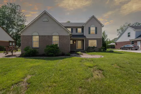 1948 Woodbine Dr, Canton, MI 48188