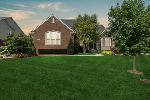 24601 Turnburry, Lyon, MI 48178