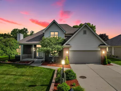 38550 Alma Ln, Westland, MI 48185