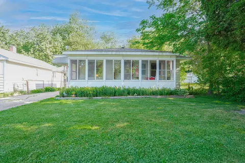 41 E Brooklyn Ave, Pontiac, MI 48340
