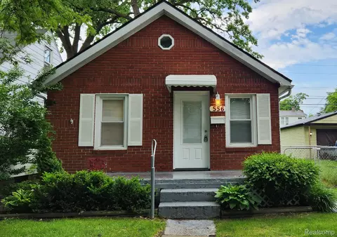 556 E Maxlow Ave, Hazel Park, MI 48030