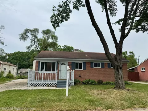 6080 Herbert St, Westland, MI 48185