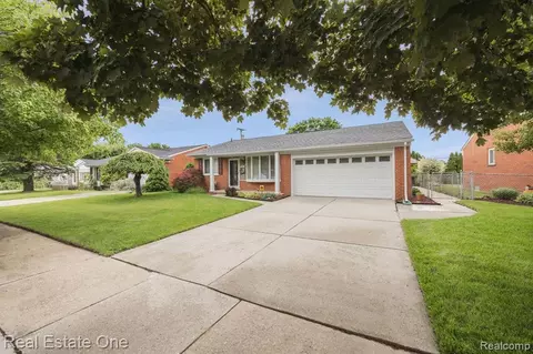 16903 Keppen Ave, Allen Park, MI 48101