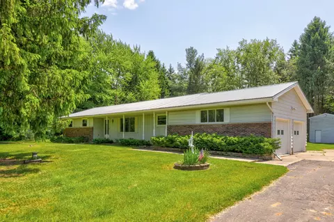 10420 Lange Rd, Birch Run, MI 48415