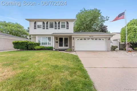 25137 Crisler St, Taylor, MI 48180