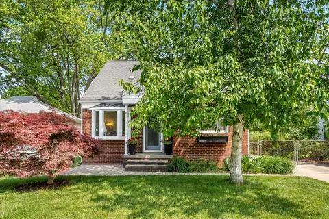 1019 Coolidge Ave, Clawson, MI 48017