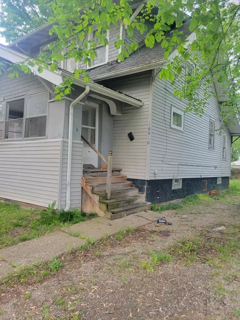 18910 Wormer St, Detroit, MI 48219