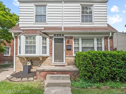 4334 Groveland Ave, Royal Oak, MI 48073