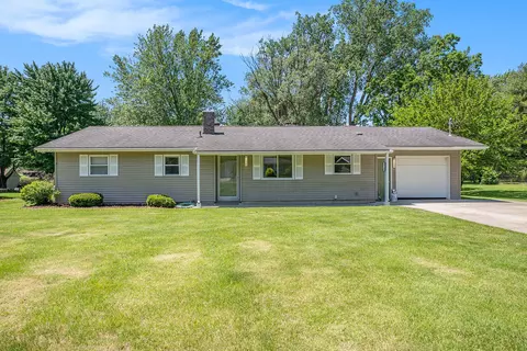 3720 Waltmar Dr, Bridgeport, MI 48722