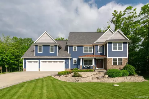9649 Medinah, Brighton, MI 48114