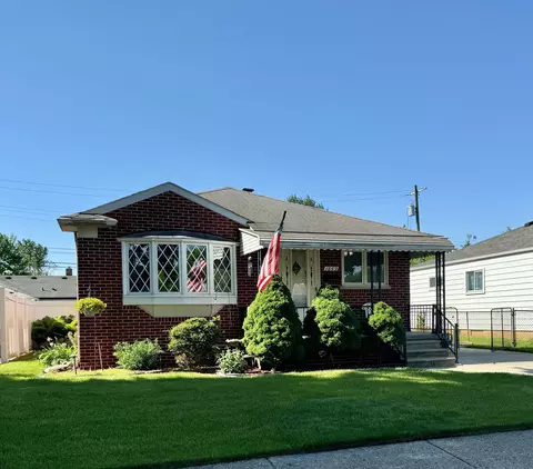 1669 Richmond Ave, Lincoln Park, MI 48146