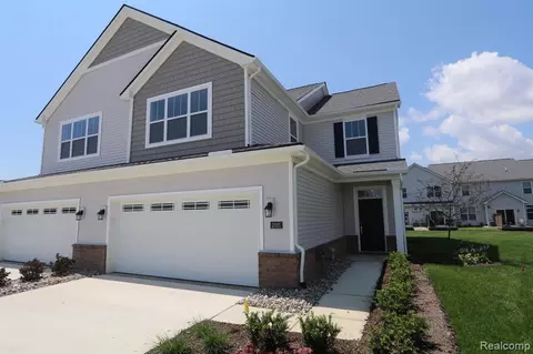 2001 Mill Ln, Saline, MI 48176
