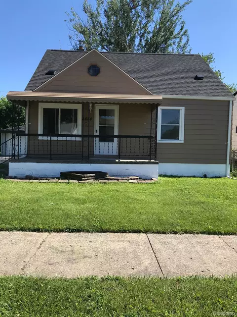 8424 Prospect Ave, Warren, MI 48089