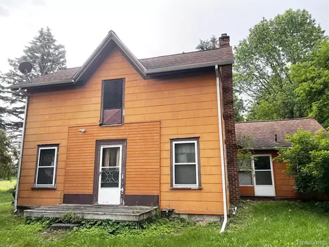 5694 Metamora Rd, Metamora, MI 48455