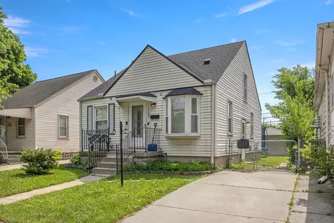17640 Henry St, Melvindale, MI 48122