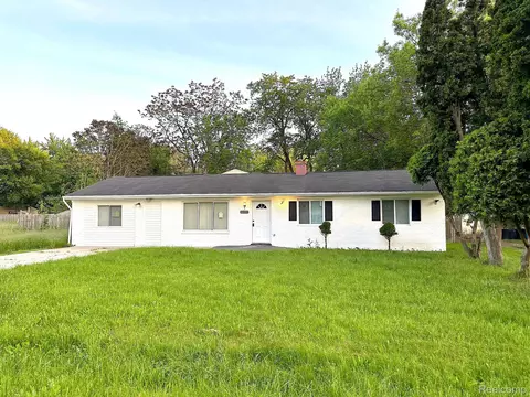 3437 W Gracelawn Ave, Mount Morris, MI 48504