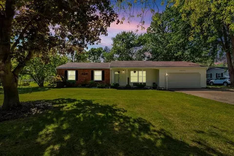 5477 N Seymour Rd, Flushing, MI 48433