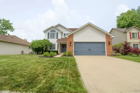 143 Arthur Dr N, Troy, MI 48083