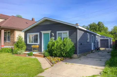 733 Camden St, Ferndale, MI 48220