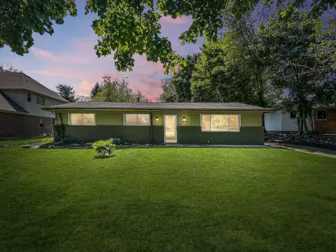 63 Highland Dr, Bloomfield Hills, MI 48302