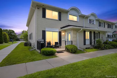 41951 Utica Rd, Sterling Heights, MI 48313