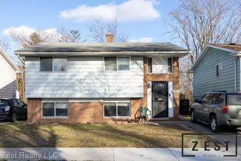 17520 Maine St, Detroit, MI 48212